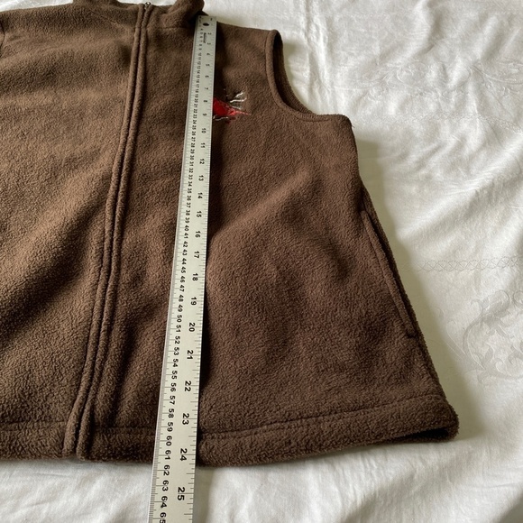 Northern Reflections Embroidered Cardinal‎ Sweater Vest Brown Size Medium - Picture 9 of 10